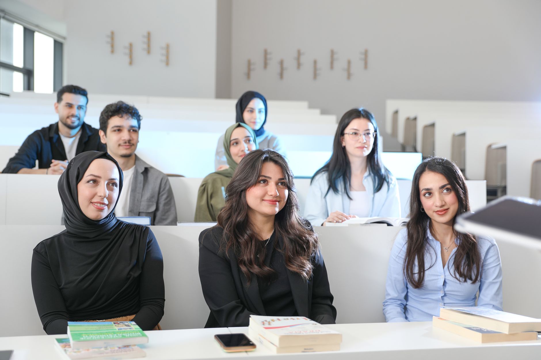 Undergraduate Course Enrolment in India Sees Unprecedented Decline