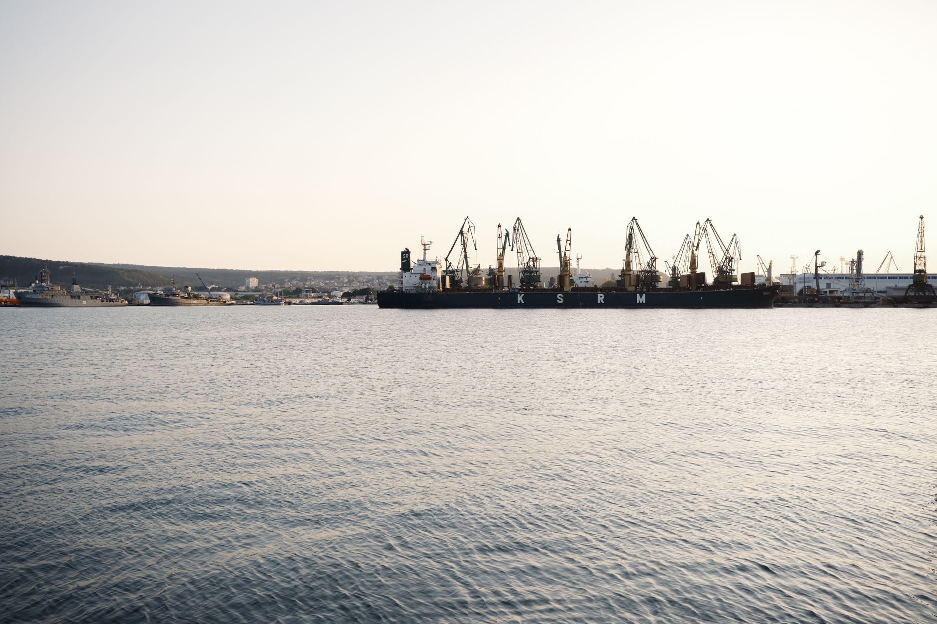Perilous Currents Unveiled Between Lake Varna and Black Sea