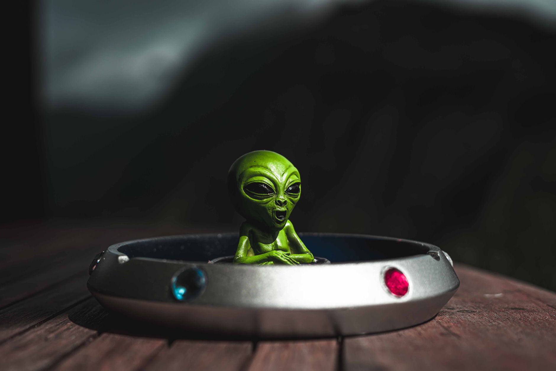 Alien Contact: New Guidelines for Earthly Announcements