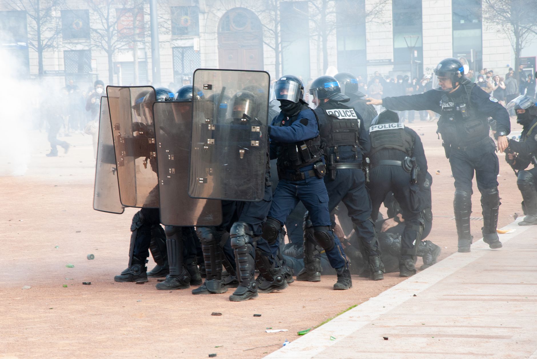 French Student Protests: Education Crisis Ignites Conflict