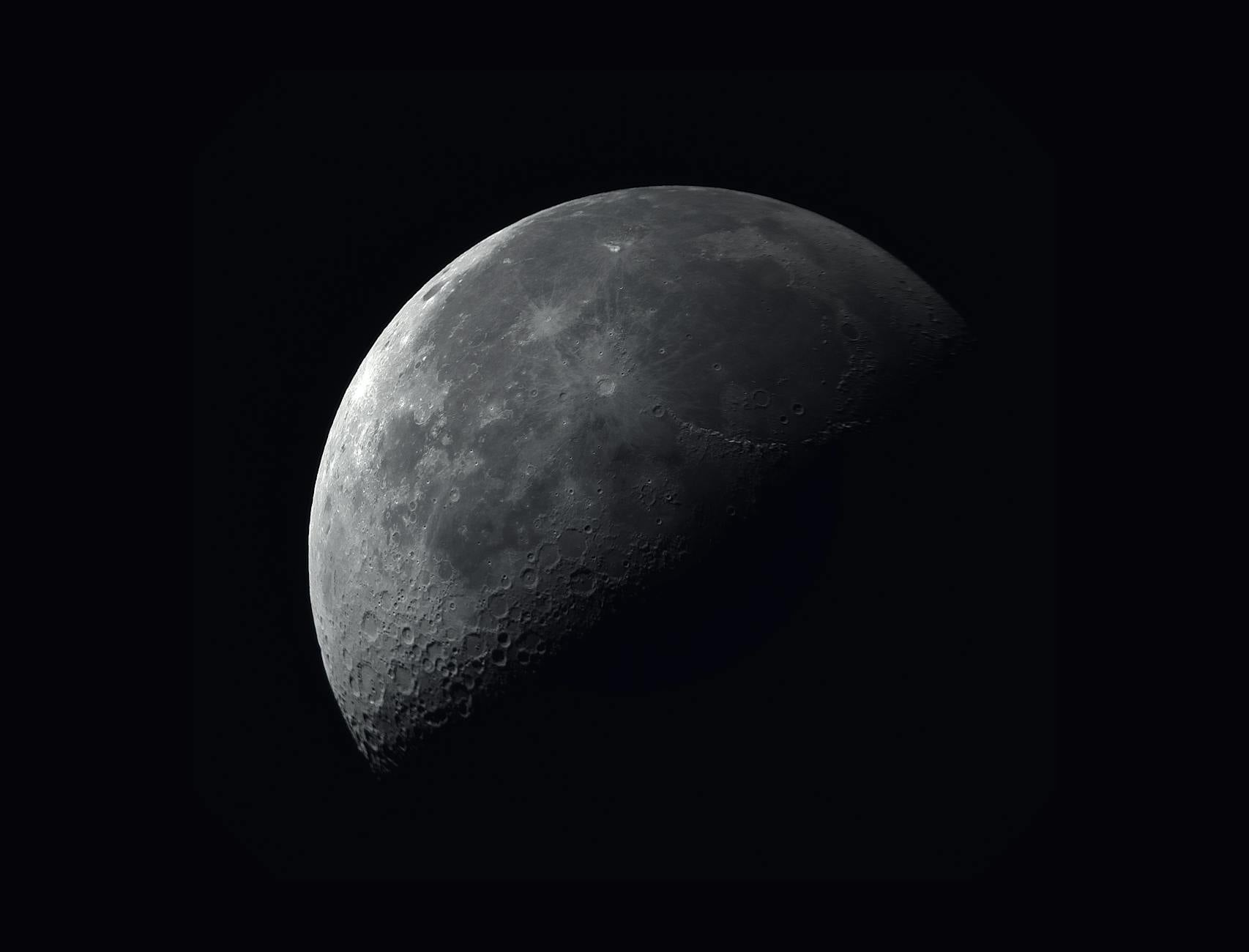 Navigating the Perils of the Lunar South Pole