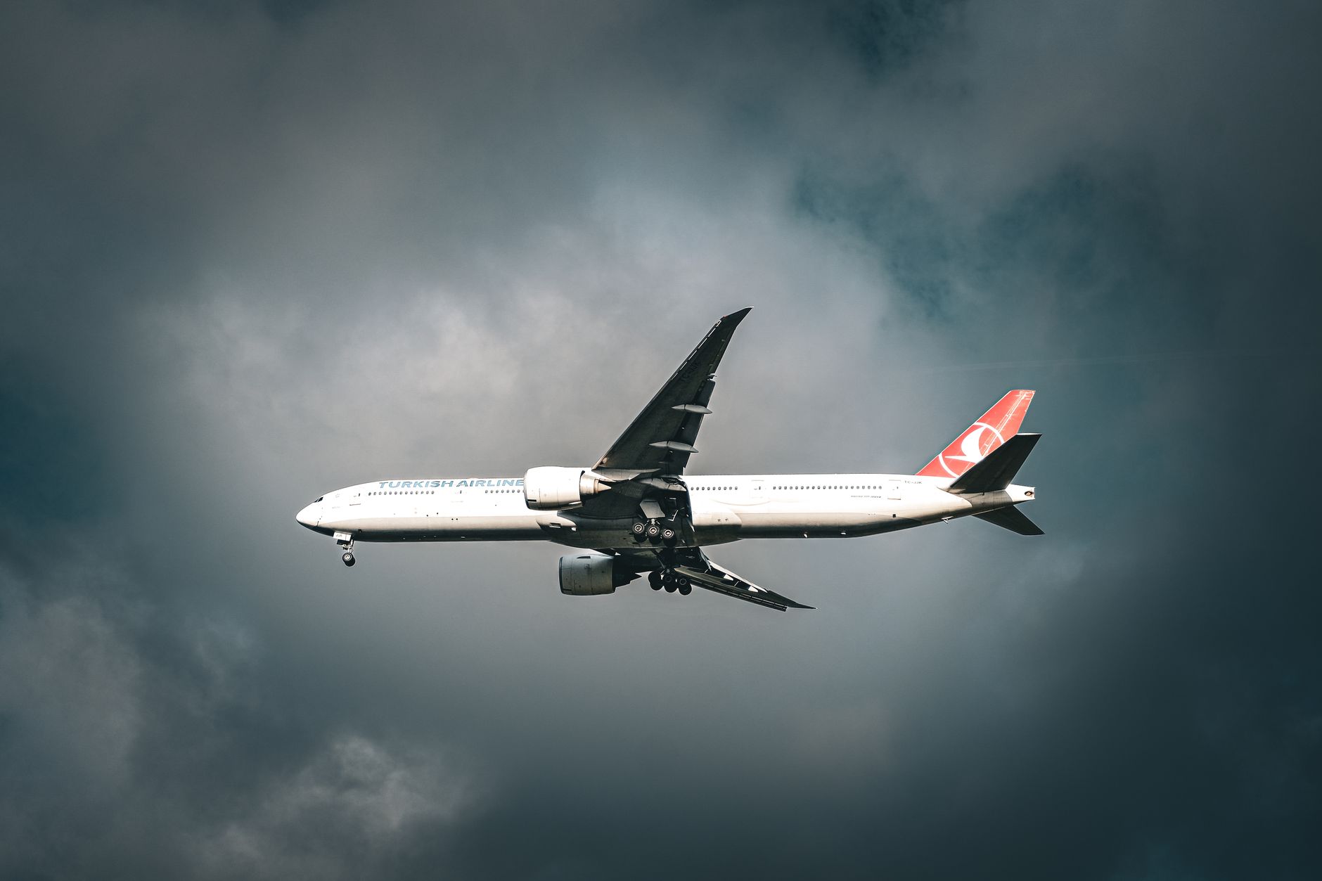 Istanbul's Airport Triumph: A Megahub Larger Than Manhattan