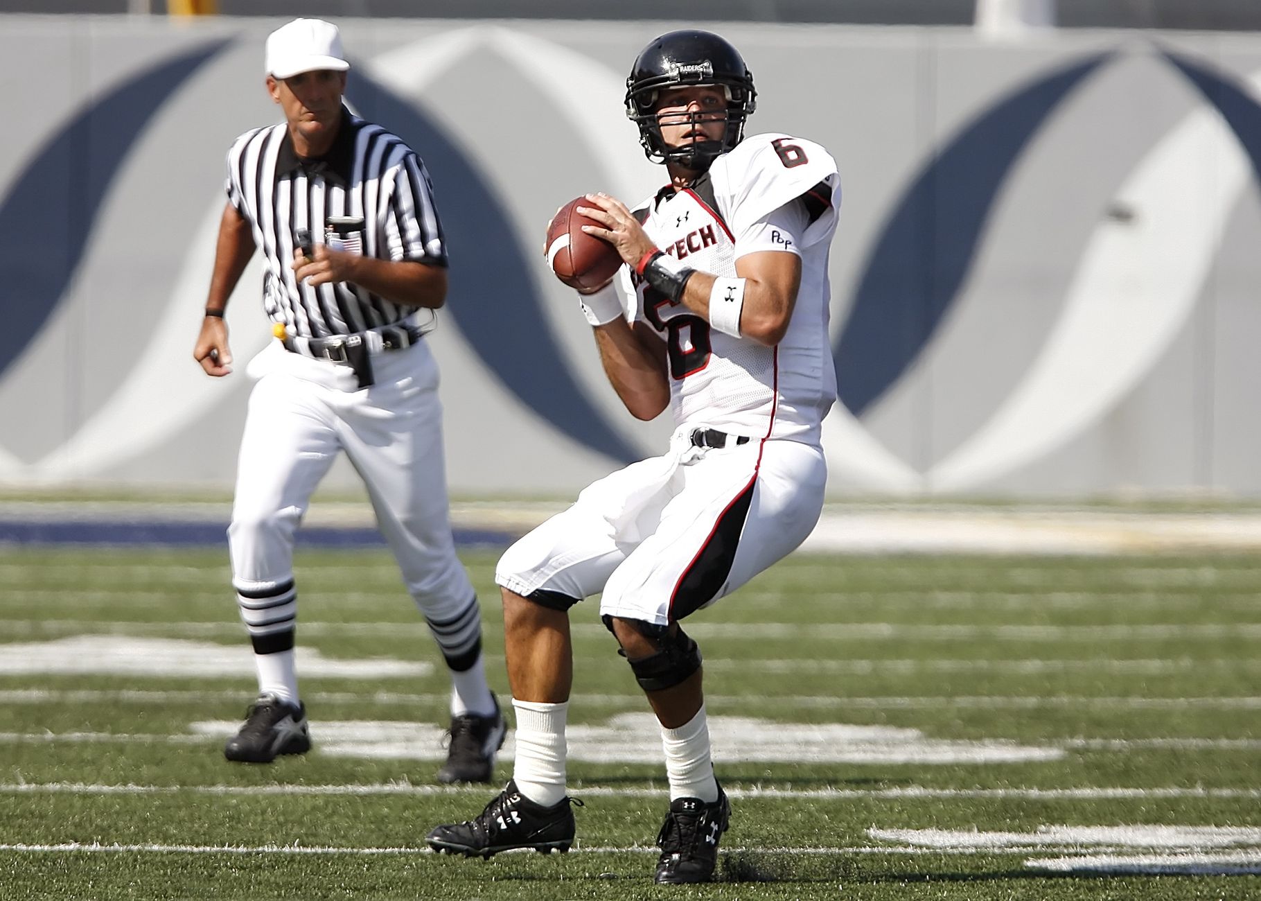 Georgia Bulldogs Cement Top Spot with Gritty Win Over Alabama
