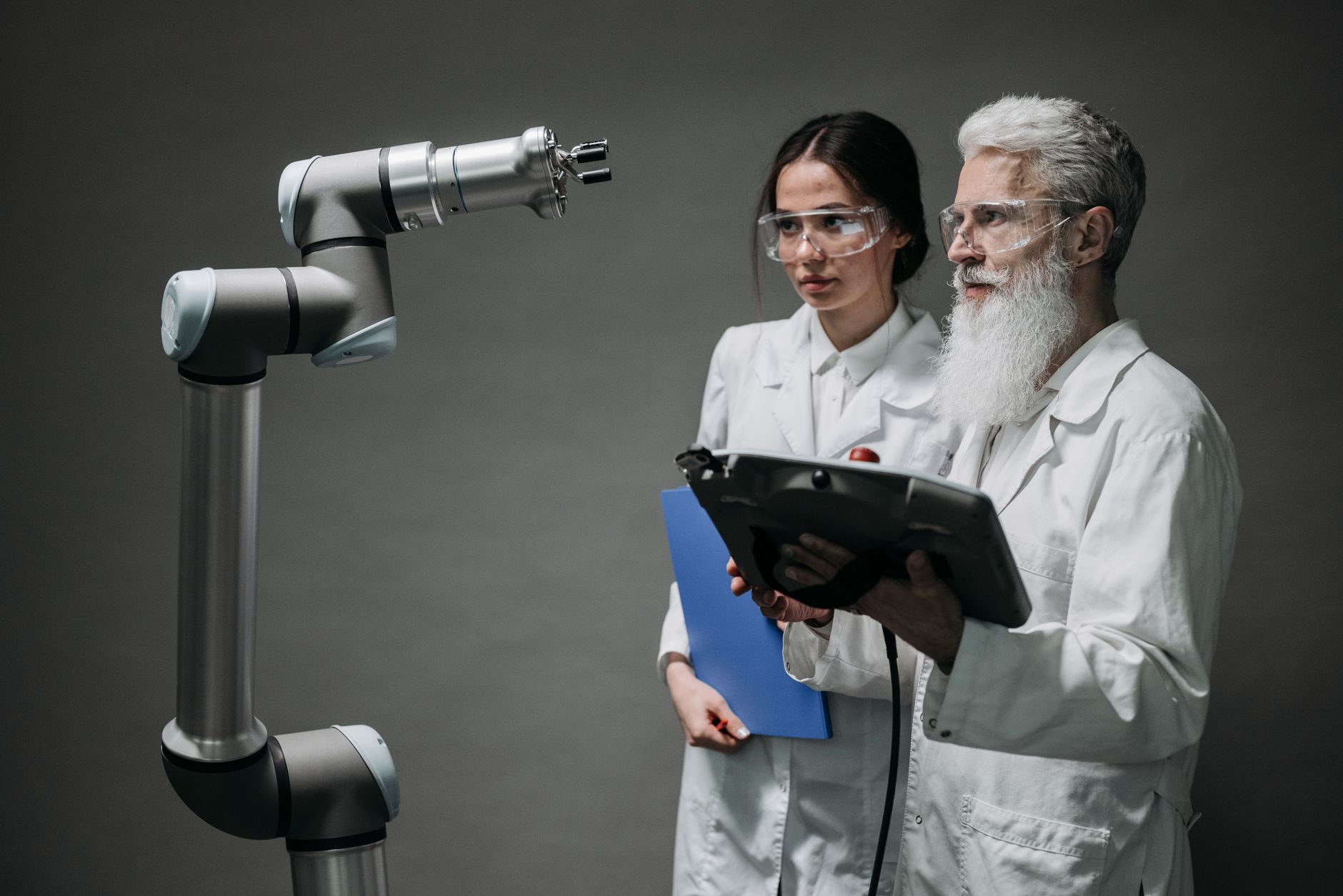 Robotic Labs Revolutionise Research with Remote Control