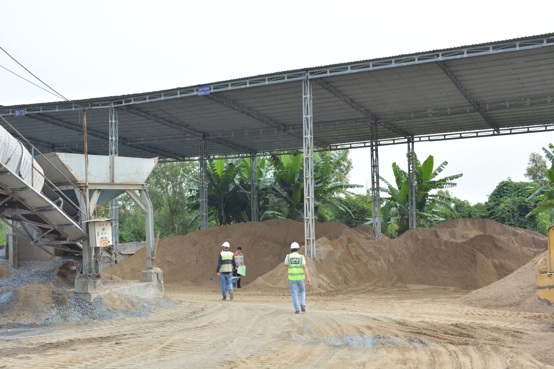 MP Reviews Progress of Science Centre in Shivamogga