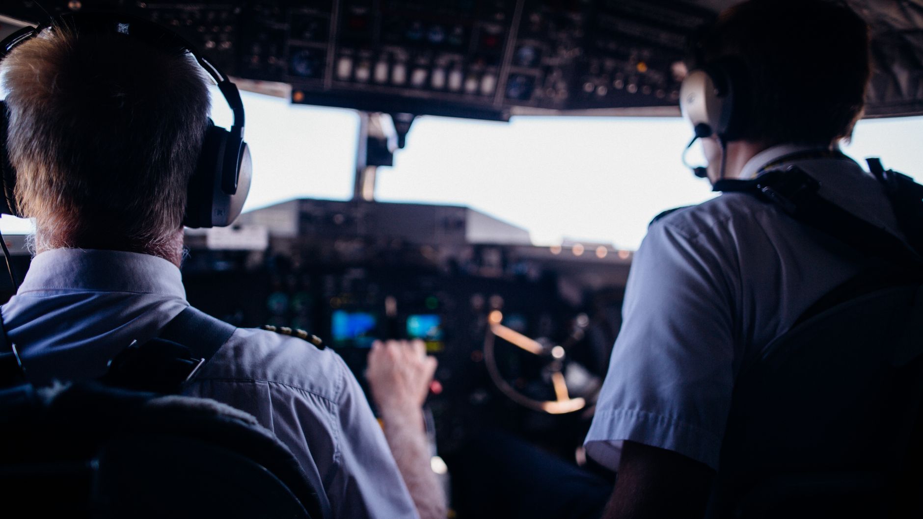 Indian Pilot's Bravery Thwarts Flydubai Cockpit Attack