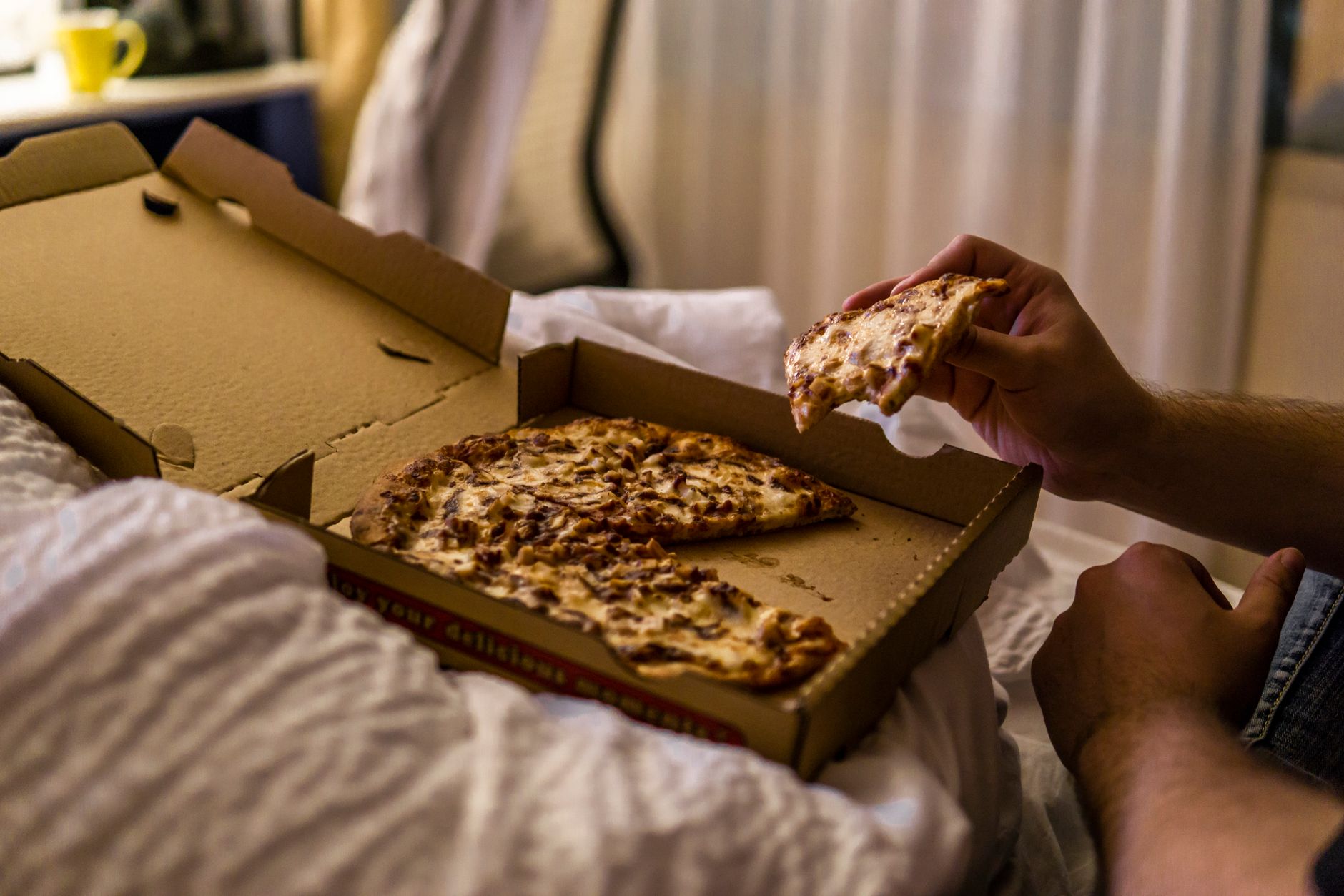 Late-Night Eating: A Silent Threat to Liver Health