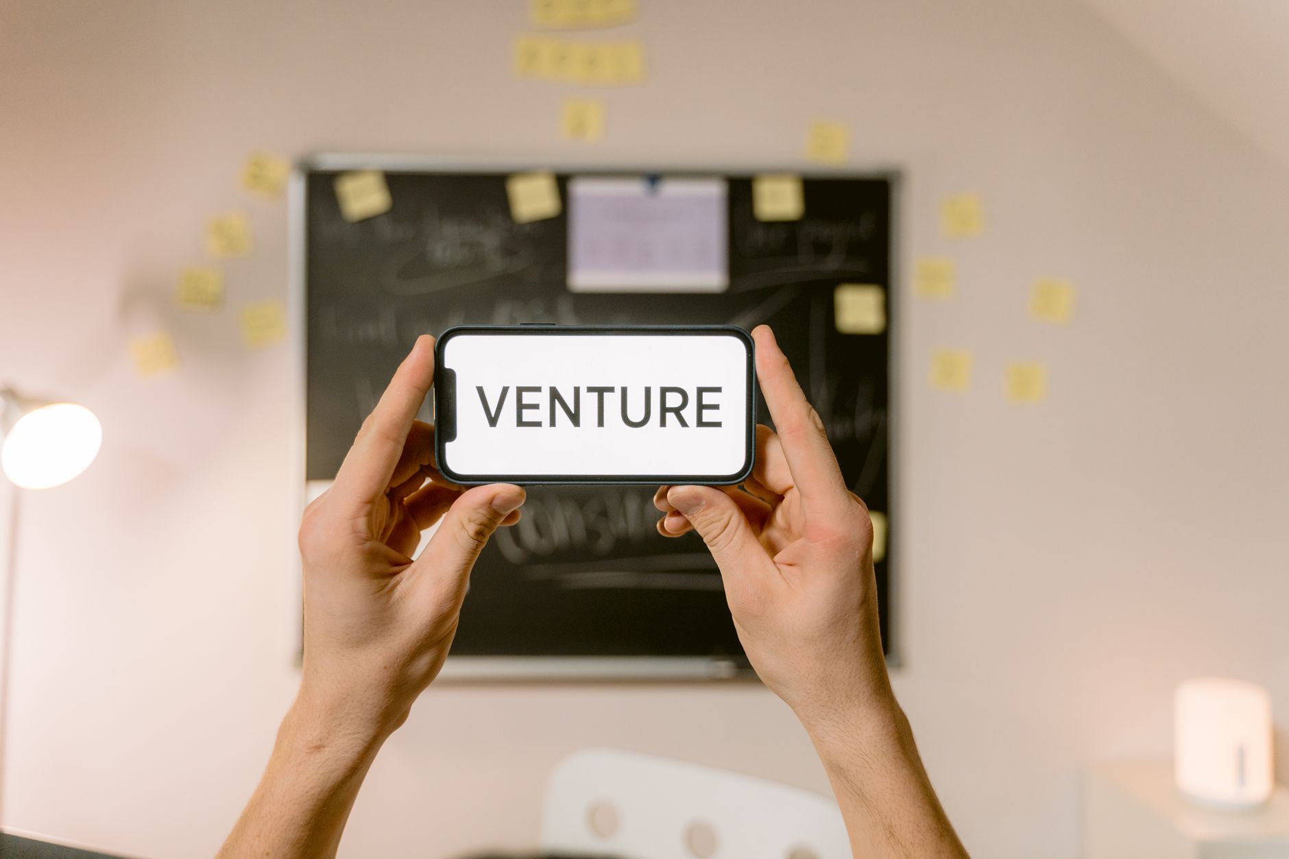 The Entrepreneur Who Turned AI Prompt Engineering Into Profit