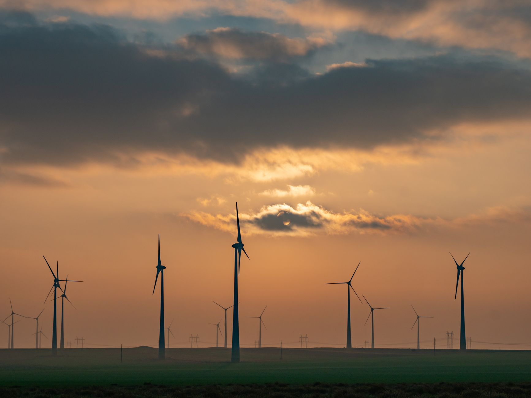 TotalEnergies Secures Shell's European Renewables Portfolio