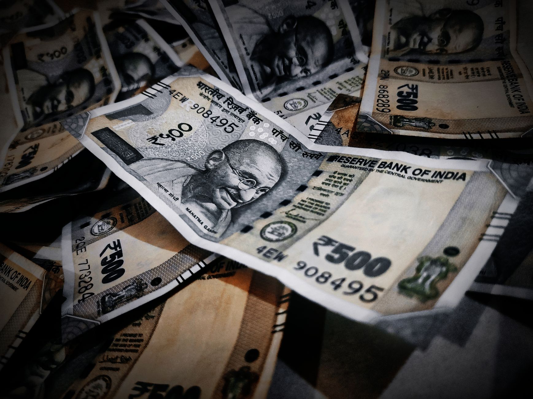 India's Family Fortunes Surpass Saudi Arabia's GDP