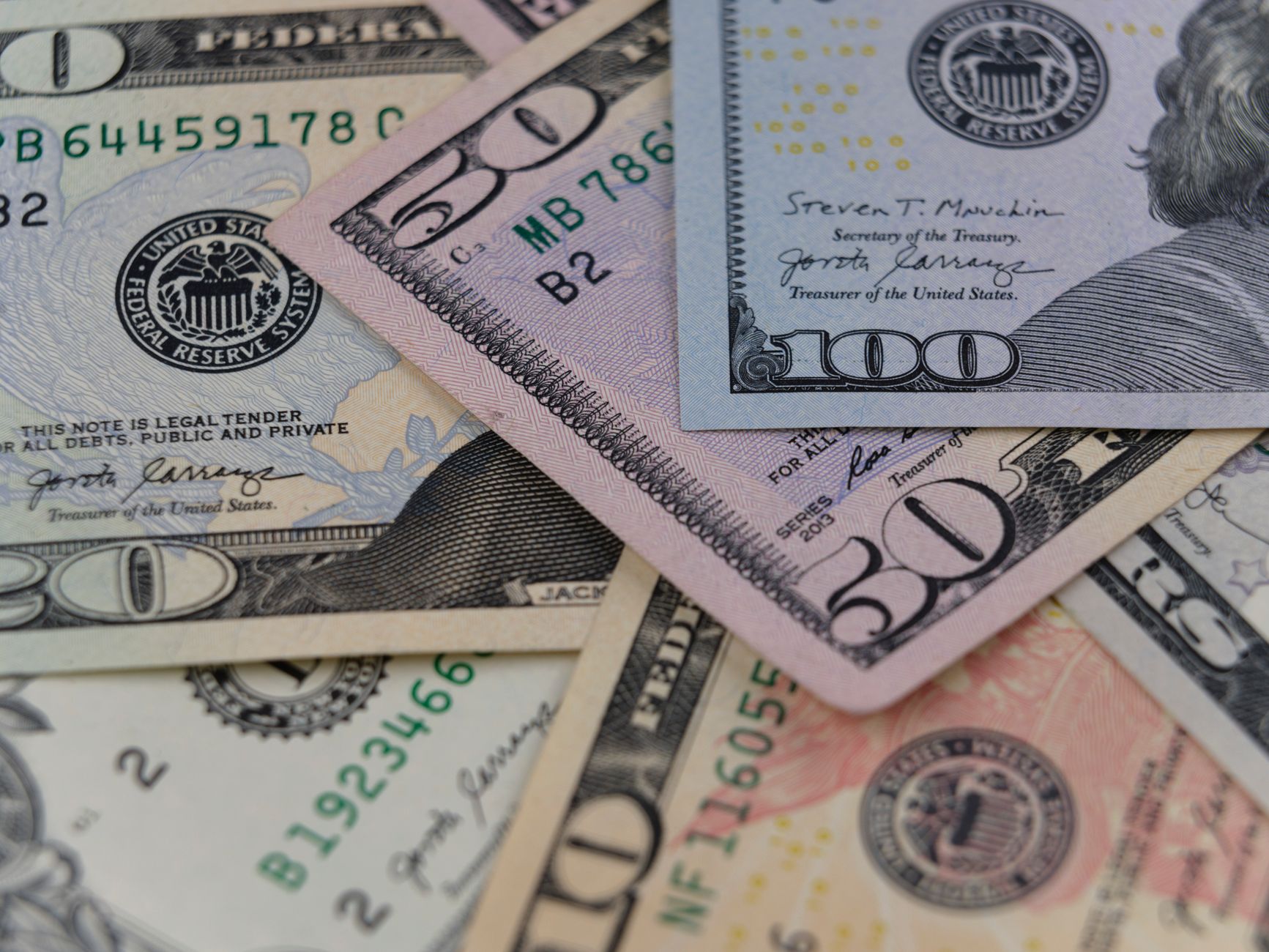 US Business Activity Soars Amid Rising Inflation Concerns