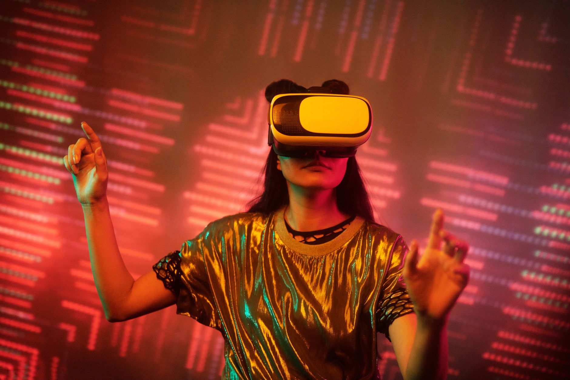 Meta's Smart Glasses Stir Privacy Fears, Yet Wearable Tech Marches On