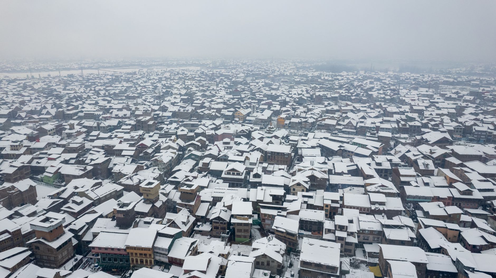 Kashmir Hosts National Dialogue on Environmental Futures