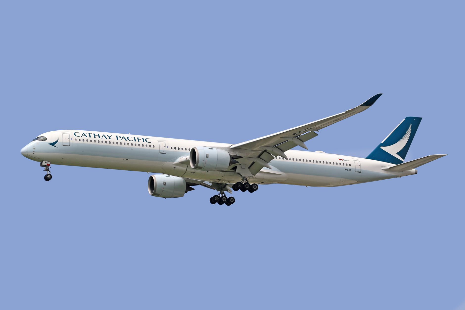 Google and Cathay Pacific Join Forces to Curb Aircraft Contrail Emissions