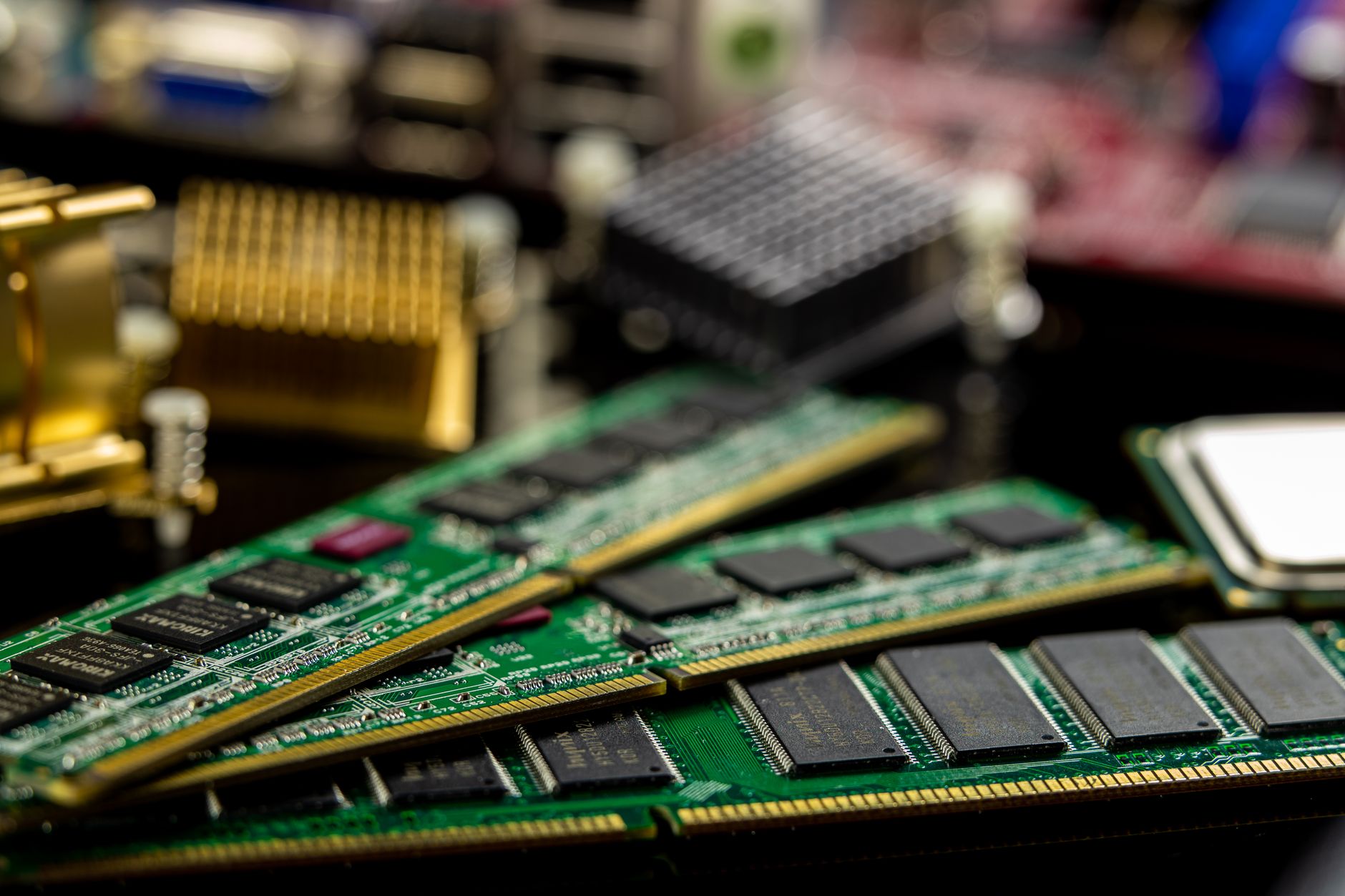 DNA and Electronics Merge in Revolutionary Low-Power Memory