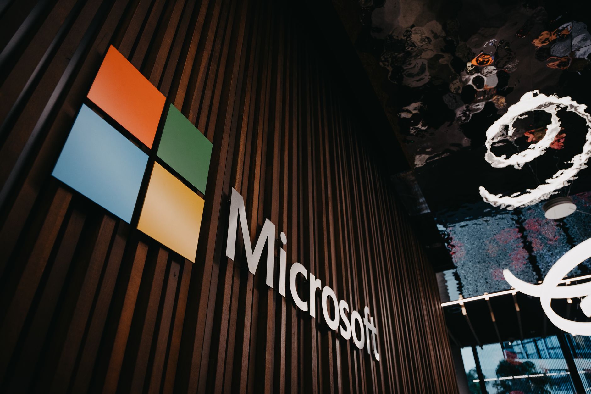 Meta Sets Sights on AI Cloud Business, Challenging Tech Giants