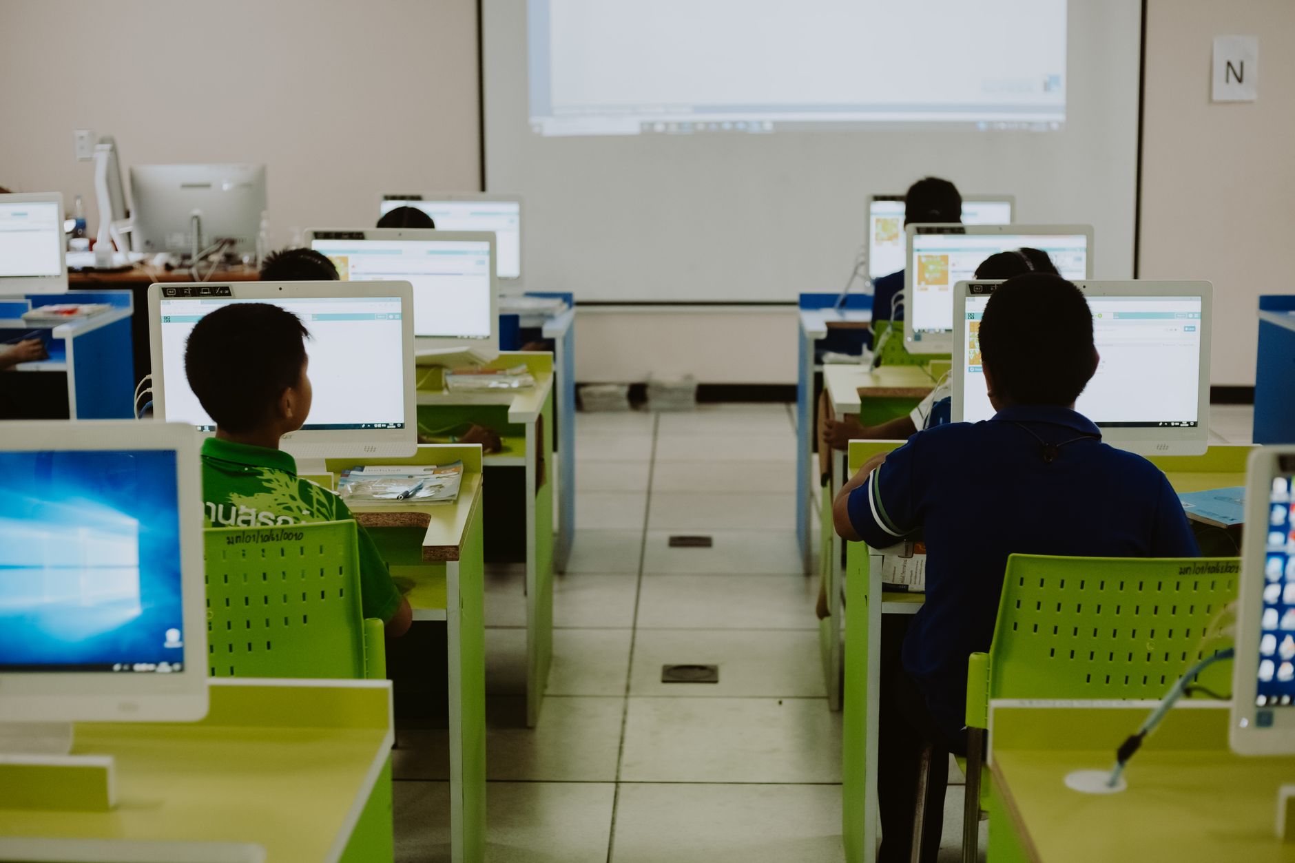 Microsoft Report Reveals Surge in AI Use in Education