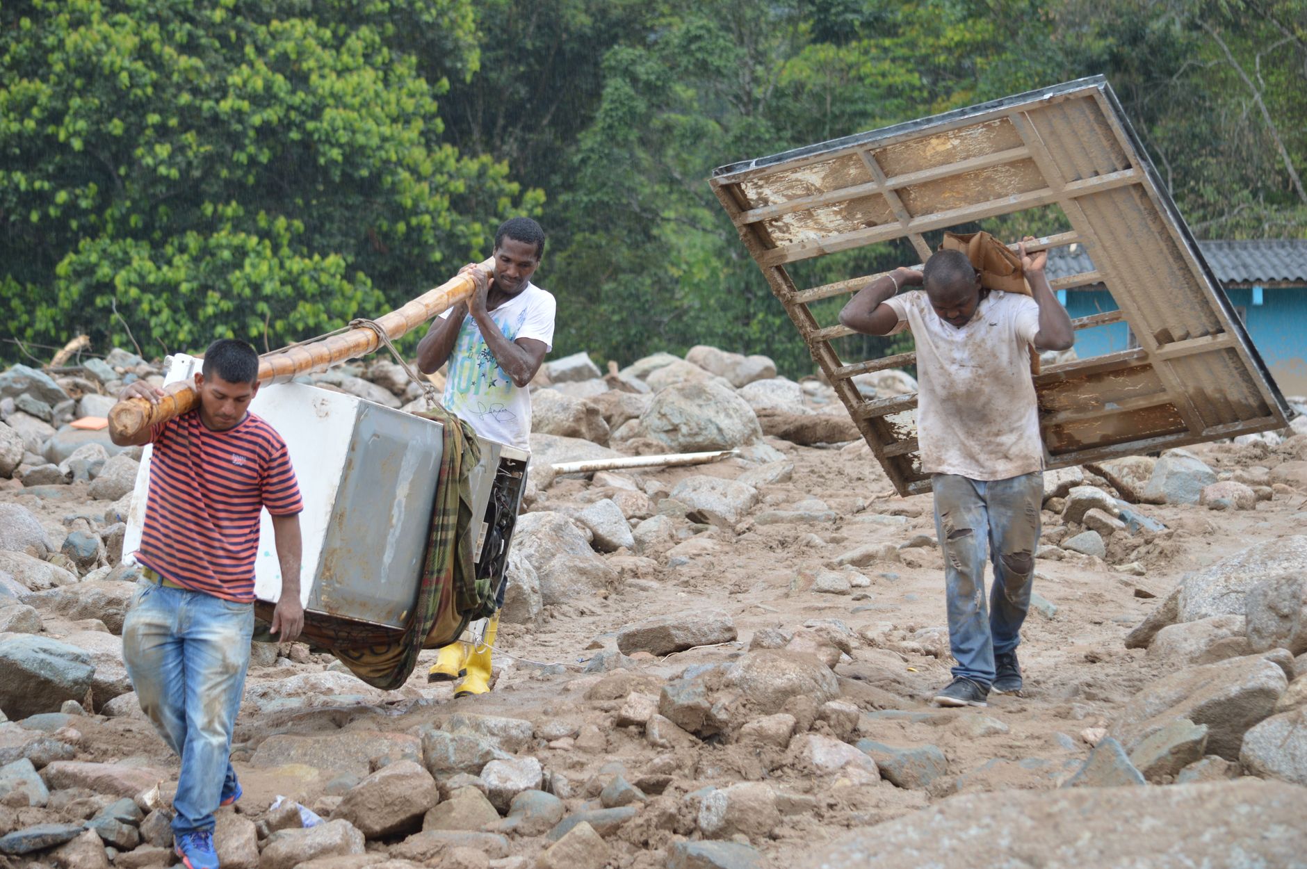 Venezuela's Earthquakes: Health and Environmental Challenges Loom