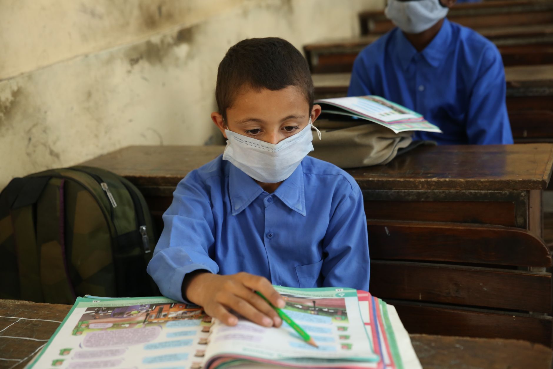 Textbook Delay Sparks Concern as Indian Schools Begin New Session