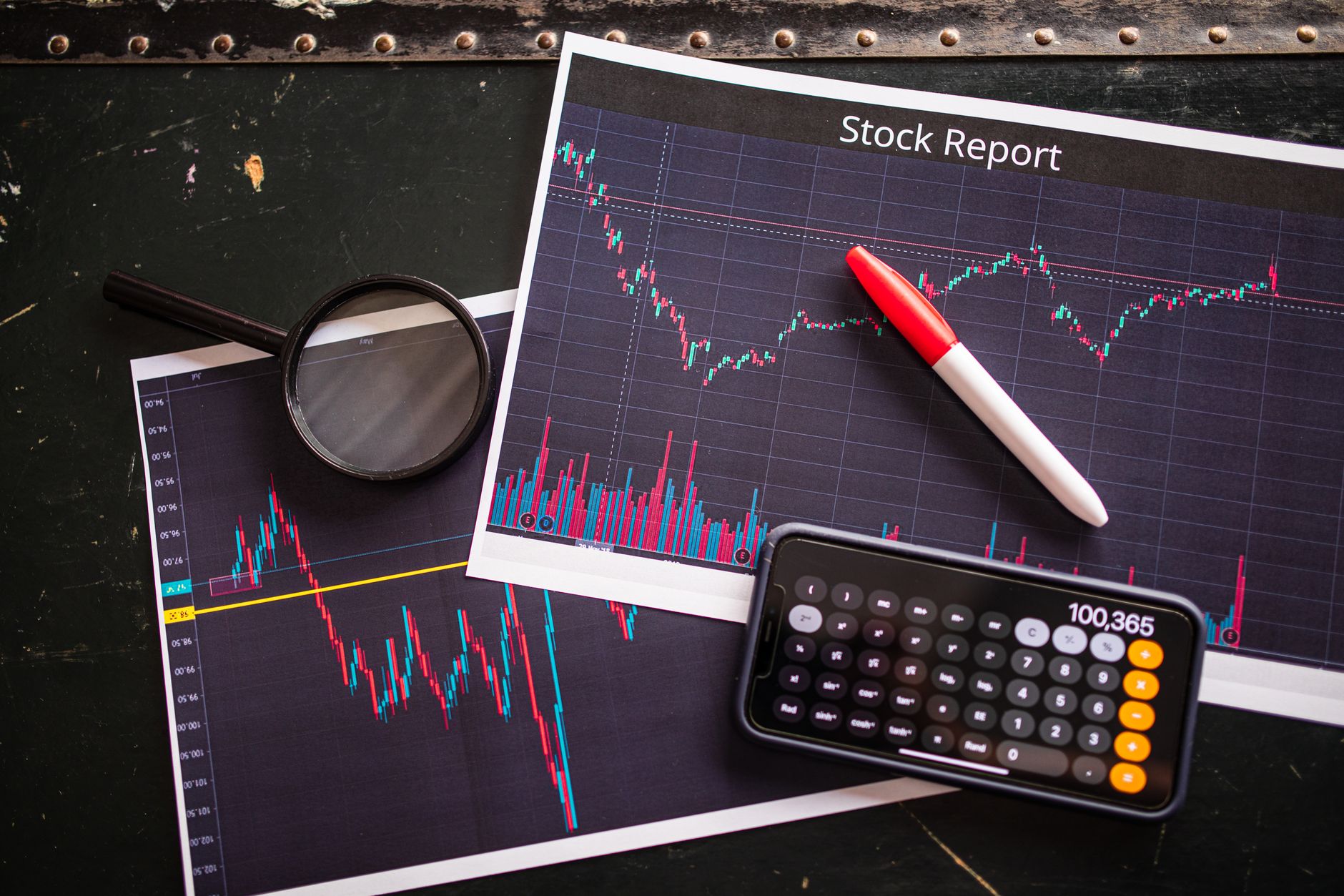 Zee Entertainment Shares Tumble as SEBI Cracks Down on Top Brass