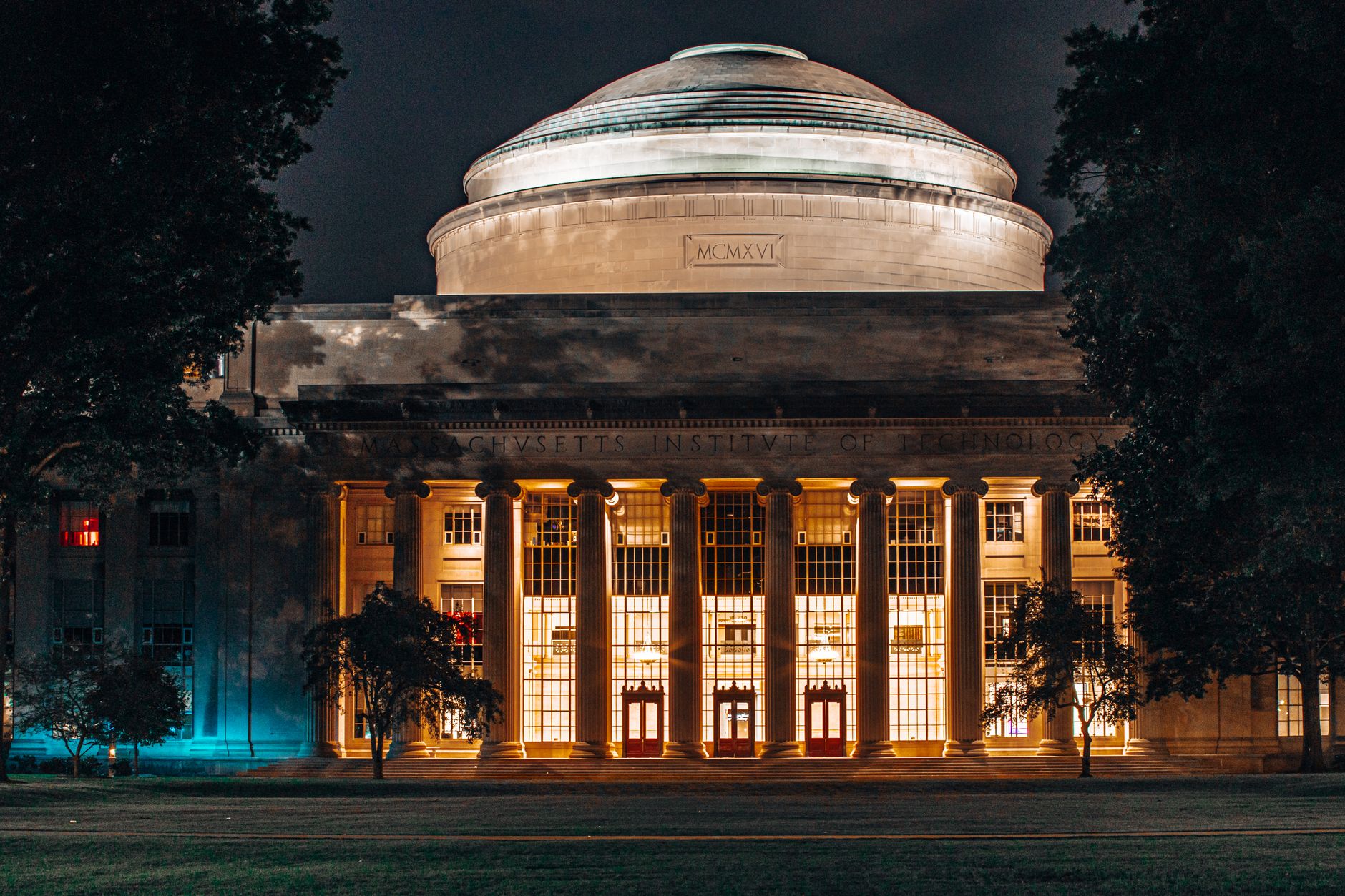 US Government Challenges Elite Universities on Inclusivity