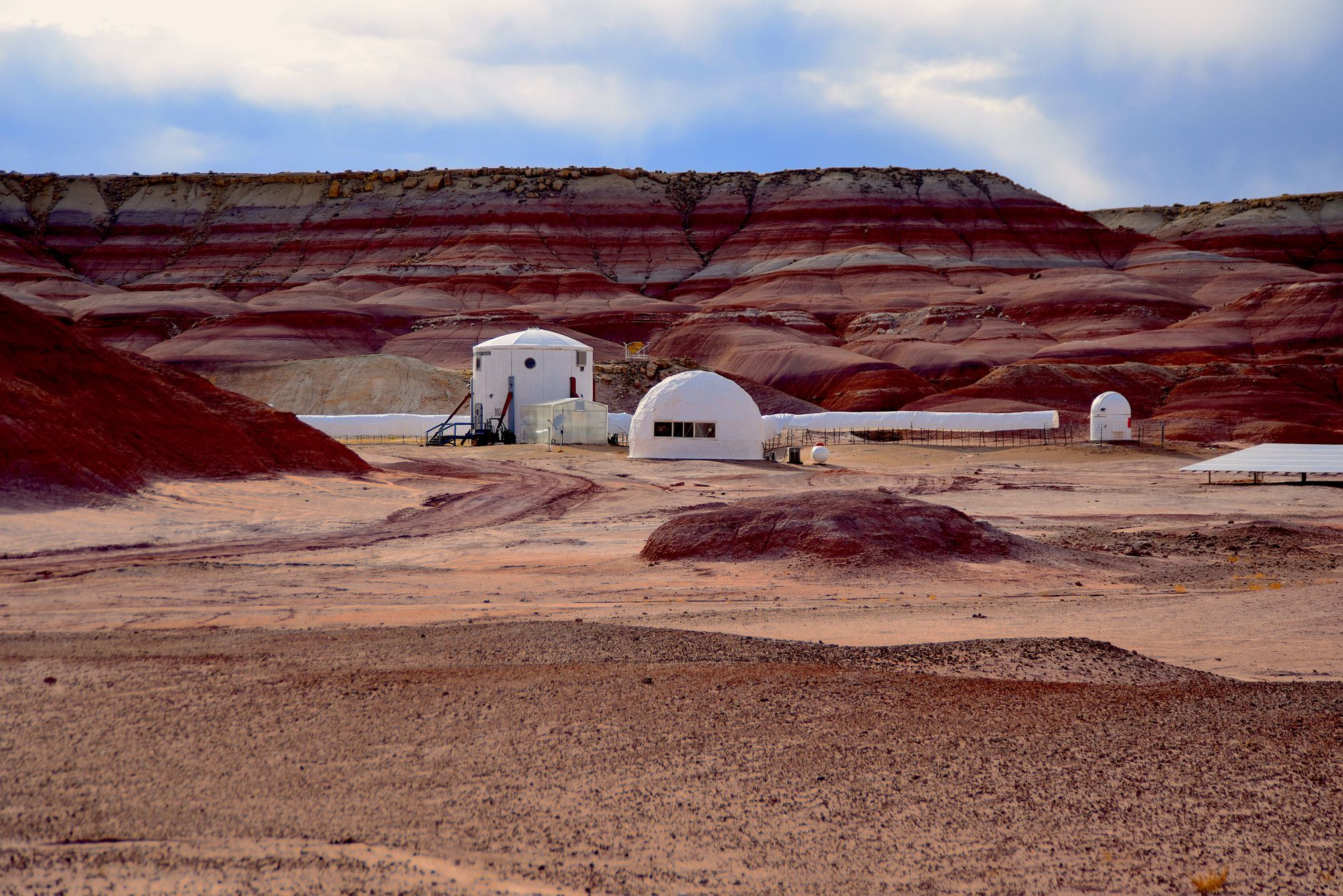 Indian Scientists Chart Martian Terrains in Gujarat and Ladakh