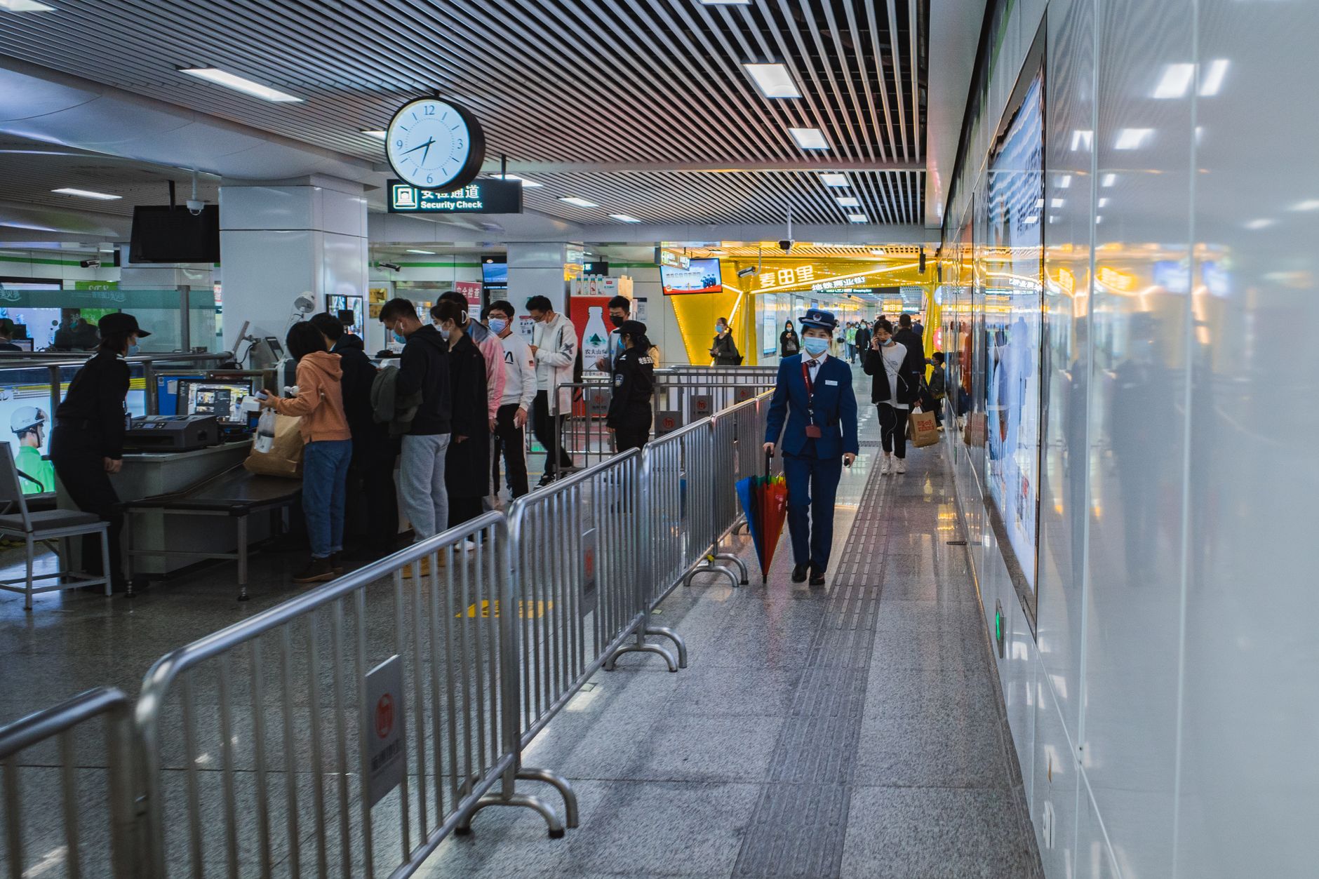 Ebola Alert Spurs Upgraded Health Portal at Airports