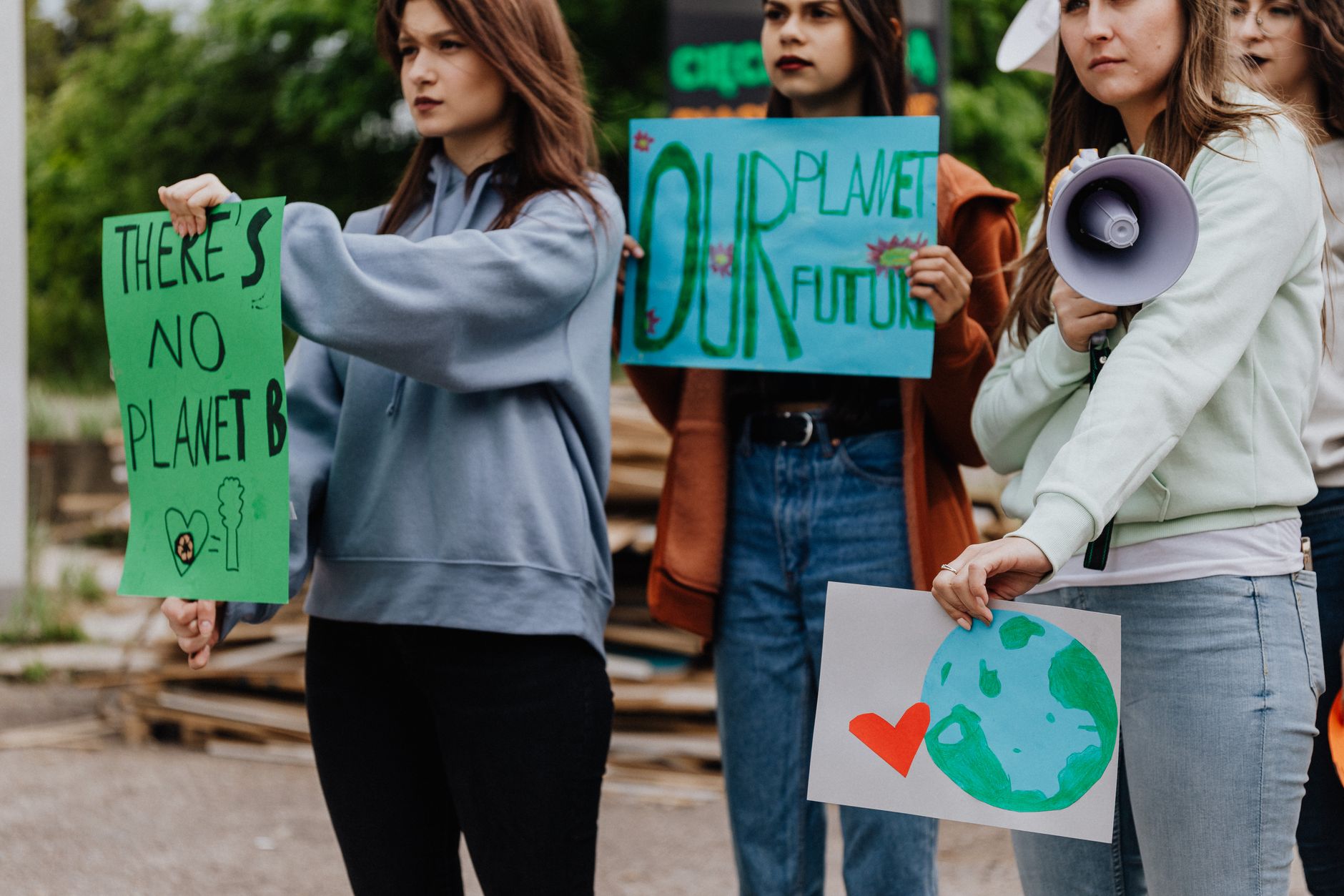Environmental Groups Accuse ESA Protesters of Concealed Motives