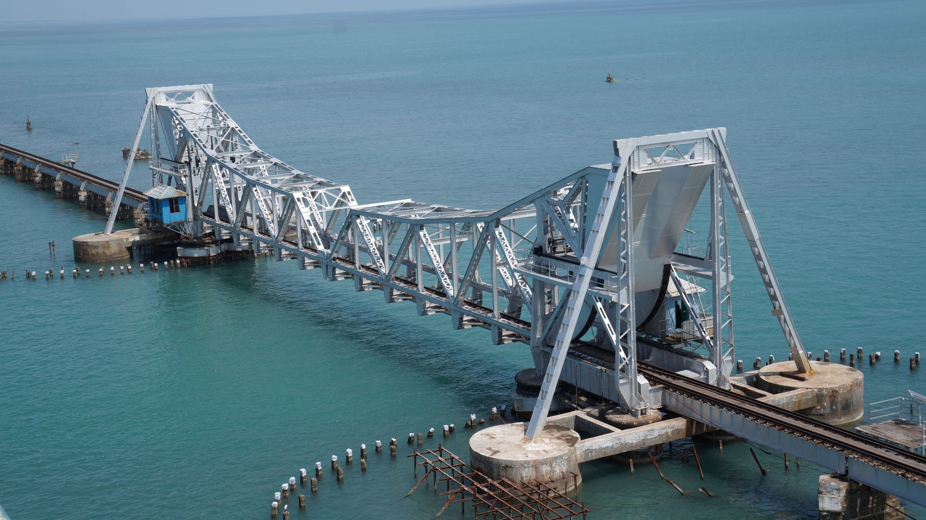 T.N. Minister Affirms Environmental Safeguards Amidst Oil Exploration Concerns