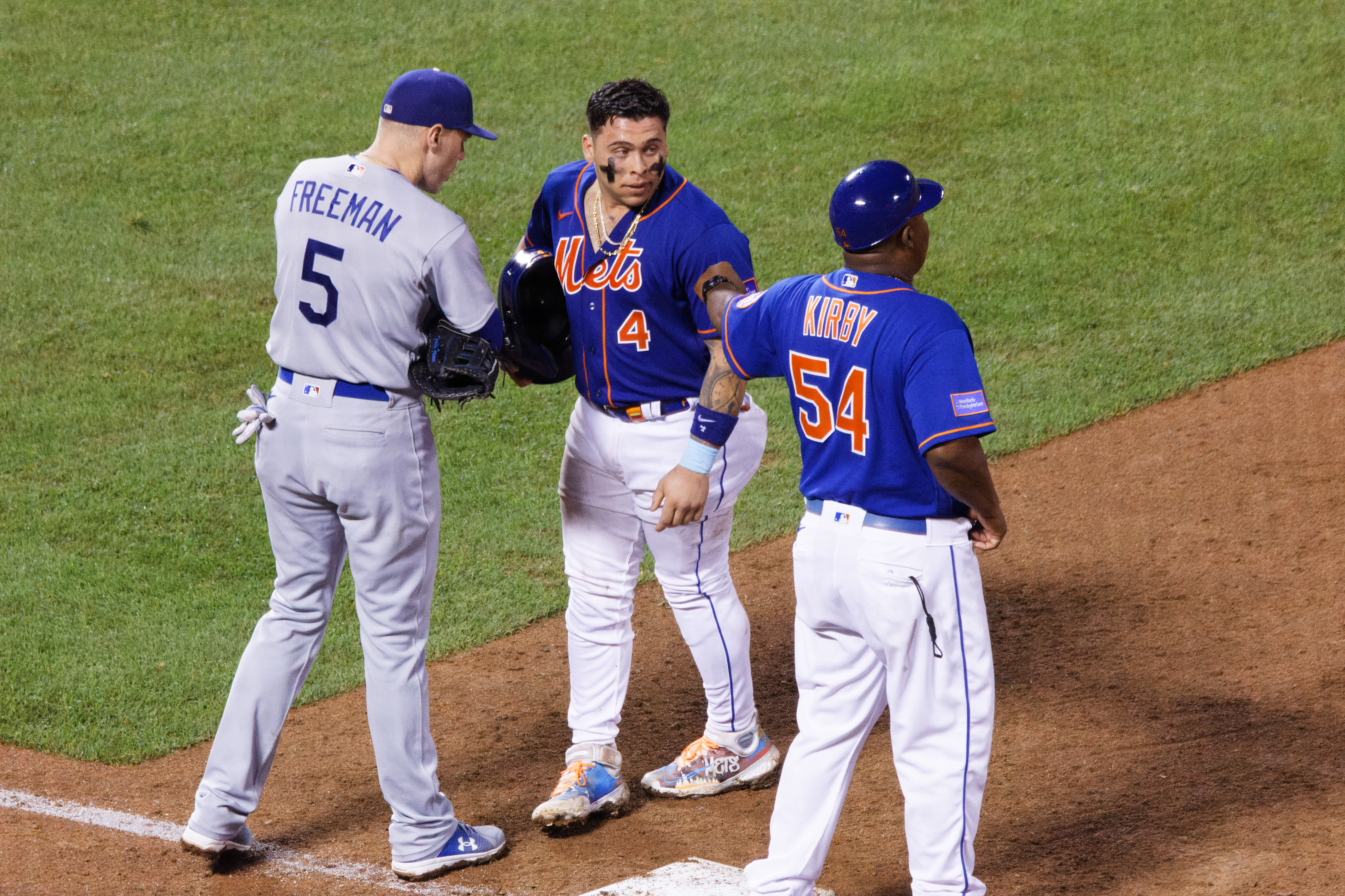 Freeman's Heroics Secure Dodgers' Dramatic Victory Over Angels