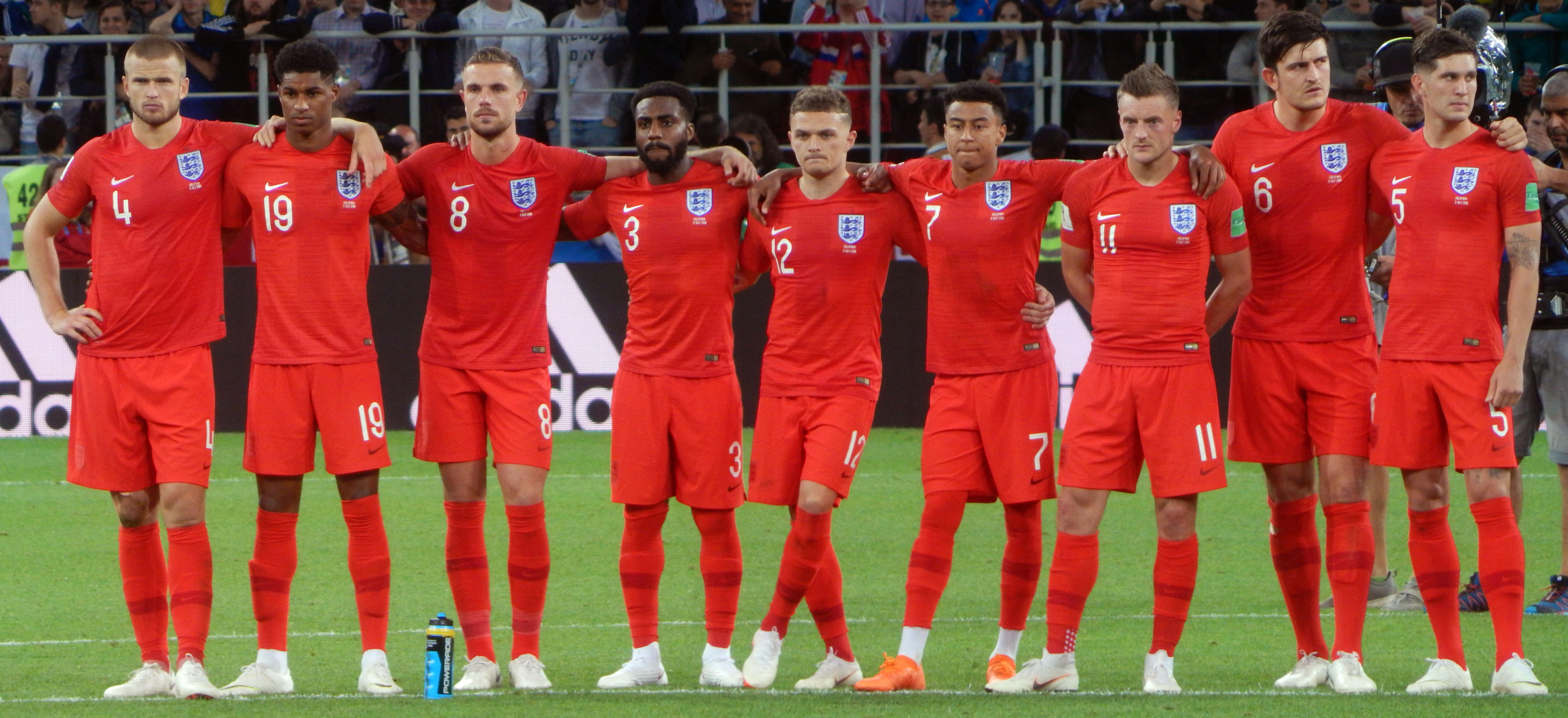 Rooney Backs Maguire After England Squad Omission