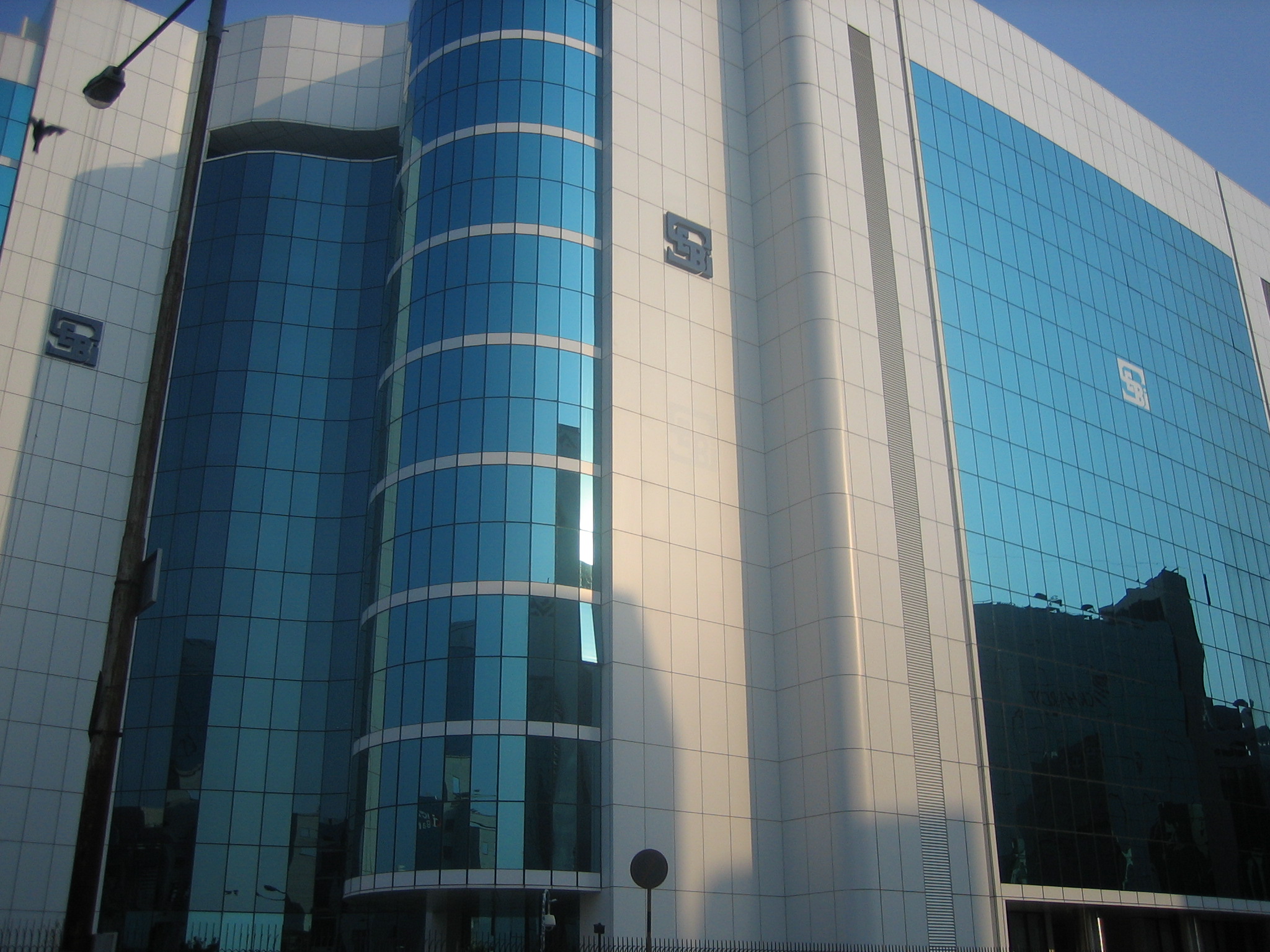 SEBI Slaps Zee Entertainment with Hefty Penalty