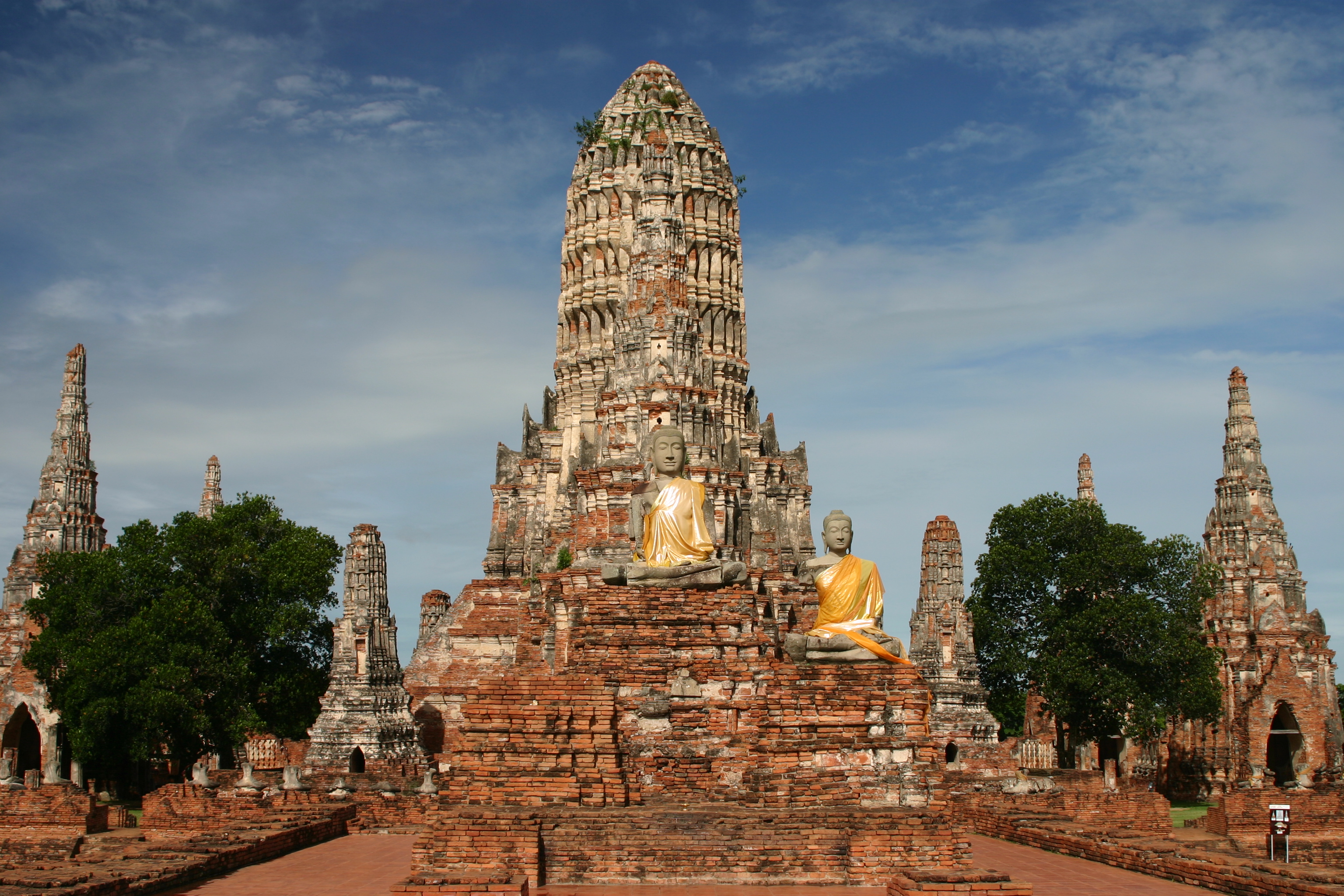 Thailand Resumes Entertainment and Sports Amidst Royal Mourning