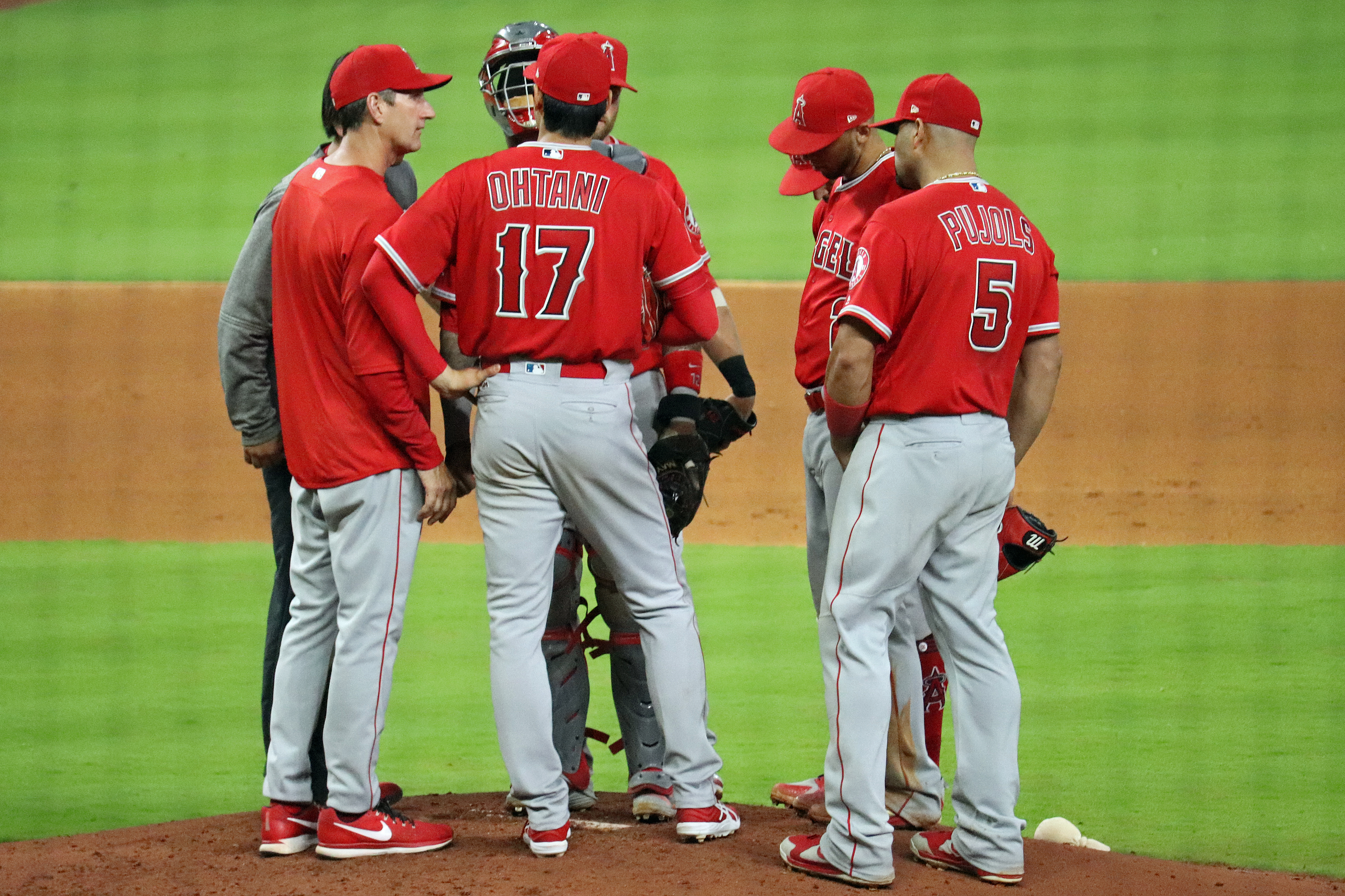 Ohtani's Grit: Navigating Injuries Amidst Pitching Hiatus